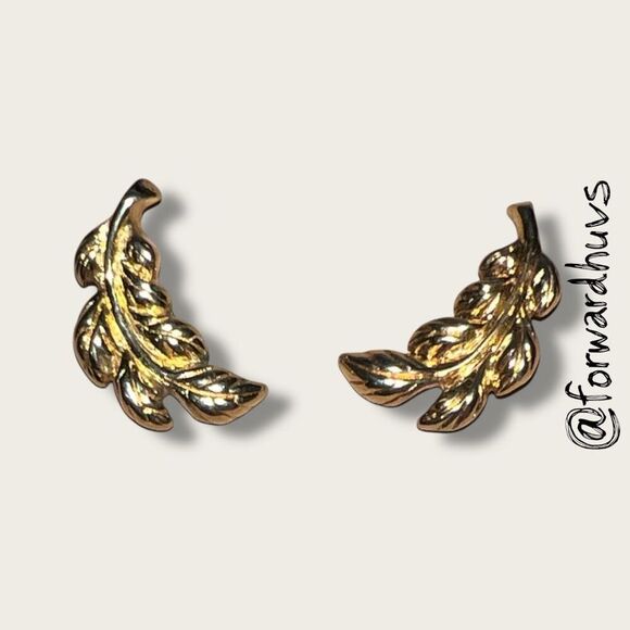 Bundle Sale 3 for $15 | Gold Tone Leaf Shaped Stud Earrings – 5/8” - Picture 1 of 7
